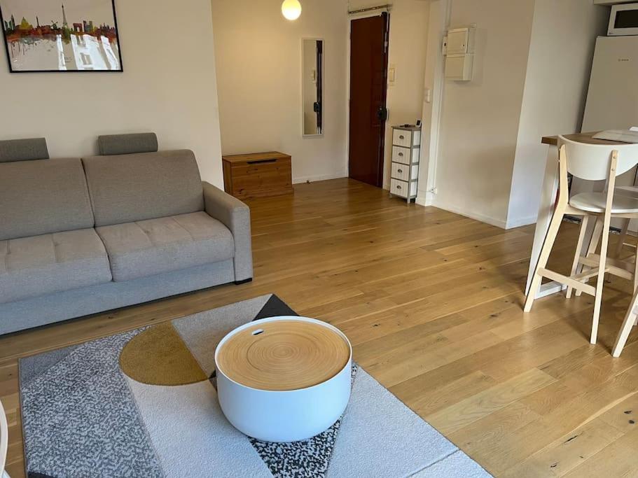 Superbe Appartement Avec Belle Vue Jardin パリ エクステリア 写真