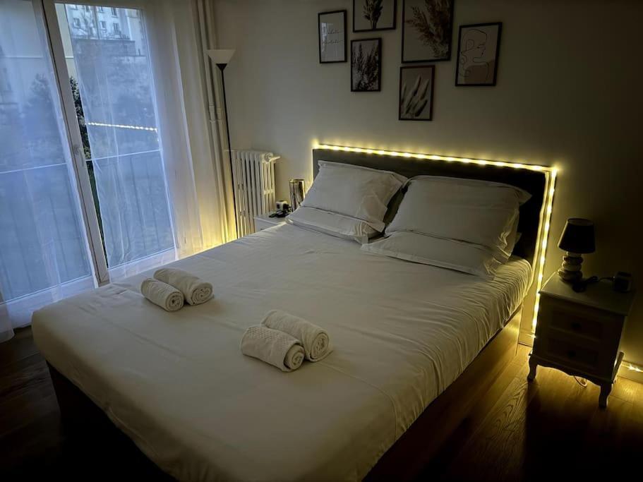 Superbe Appartement Avec Belle Vue Jardin パリ エクステリア 写真